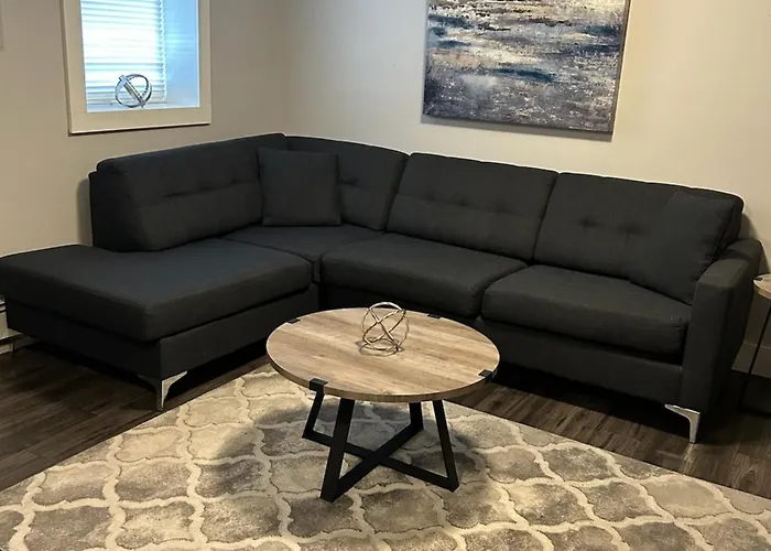 Fallsview Boutique 2Bd 1B